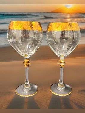 Timeless Italian Goblet Glasses Set of 2 Optic Ribbed Crystal Goblets Gold Trim